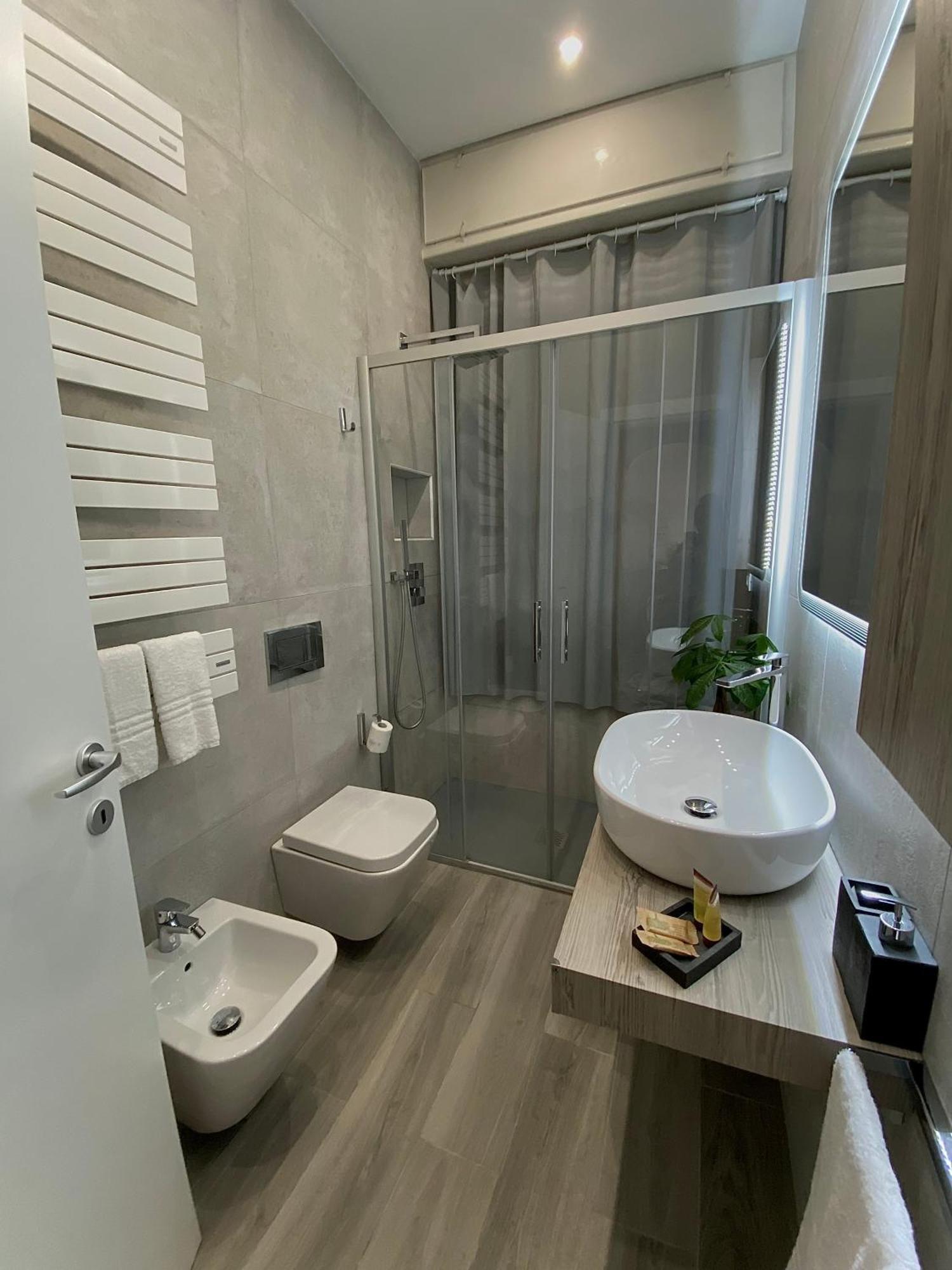 Casa Sara Como Lake Parcheggio Interno Privato Чернобио Екстериор снимка